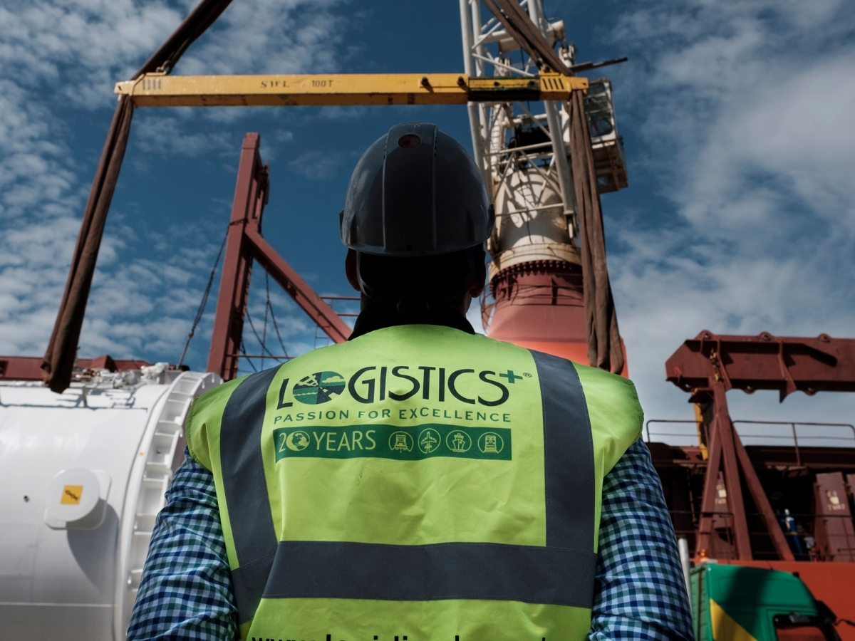 project logistics and break bulk image